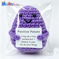 Venta al por mayor de Amigurumi personalizado: Patata Positiva Morada de Ganchillo Sonriente, Juguete Tejido para Alivio del Estrés, Suministro a Granel, Fabricante de Regalos