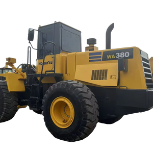 Chargeuse sur pneus Komatsu WA380 d'occasion pour la construction - Product Image 1