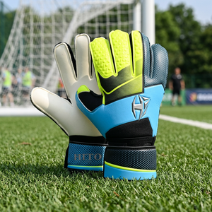 Gants de gardien de but unisexes, design football, personnalisables, professionnels, avec poignées en latex, légers, en vente - Product Image 2