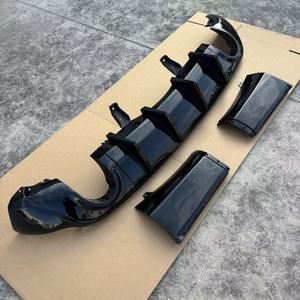 Pour <span class=keywords><strong>Dodge</strong></span> <span class=keywords><strong>Durango</strong></span> 2011-2025 Diffuseur arrière en plastique de haute qualité couleur noir brillant Kit carrosserie modifié - Product Image 3