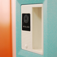 MK720 Schlüsselloses RFID-Swipe-Technologie Fitness-Schließfach-Schloss Diebstahlsicherer Fitness-Aufbewahrungsschrank mit Holztürschloss und Speicherkarten-SDK