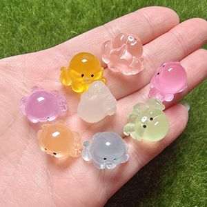 100 unids/lote 14*18MM luminosas Mini figuritas de pulpo de resina que brillan en la oscuridad adorno en miniatura para casa de muñecas paisaje habitación DIY artesanía - Product Image 3