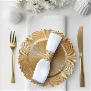 Placas de ouro plásticas modernas para banquetes e festas de casamento, carregador de jantar, decoração de mesa