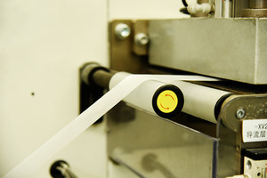 Máquina para Fabricar Toallas <span class=keywords><strong>Sanitarias</strong></span> de Alta Eficiencia y Totalmente Automática al Mejor Precio - Product Image 5