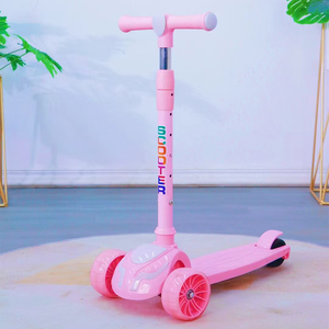 Scooter Infantil de Diseño Moderno y Atractivo, de Alta Calidad, Ligero, <span class=keywords><strong>con</strong></span> Ruedas de Plástico, Altura Ajustable, <span class=keywords><strong>Asiento</strong></span> Incluido, Juguete Infantil - Product Image 4