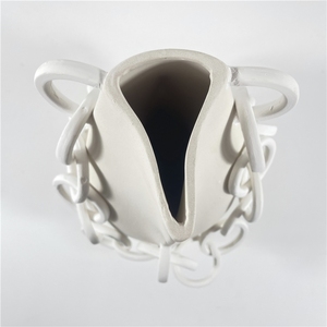 Vase en céramique au design abstrait moderne avec motif de chaîne complexe, glaçure mate, élégant pour la décoration de table - Product Image 4
