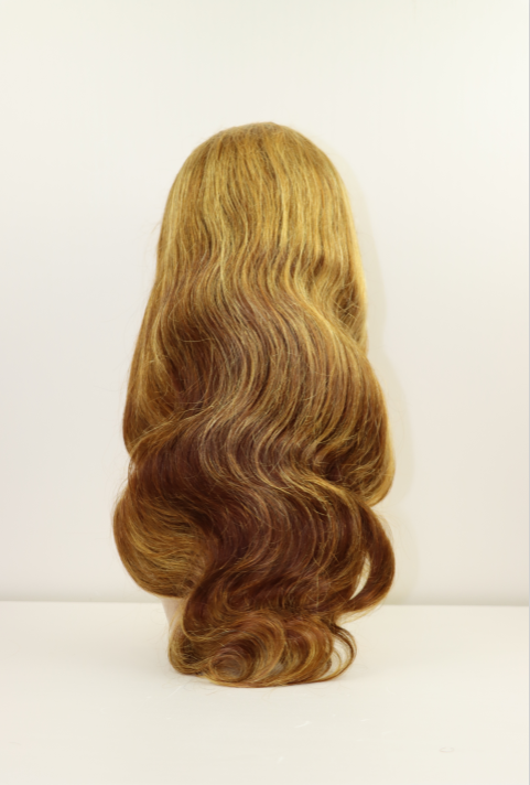 สีน้ำตาล