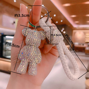 Venta al por mayor llavero completo de diamantes de imitación diamante dibujos animados oso personalizado diamante llavero brillo diamantes de imitación oso llavero - Product Image 4