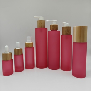 20ml 30ml 50ml 100ml 120ml 150ml 200ml Flacon en verre dépoli <span class=keywords><strong>rouge</strong></span> avec pompe de pulvérisation compte-gouttes en bambou - Product Image 6