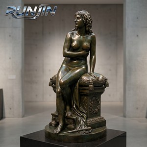 Sculpture en bronze coulé, art métallique décoratif de galerie, représentant une déesse <span class=keywords><strong>nue</strong></span> classique assise sur un trône orné, avec globe et sceptre, finition patine laurier. - Product Image 1