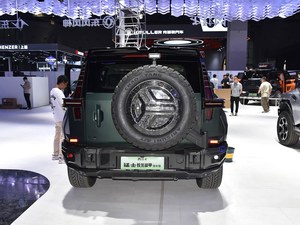 SUV <span class=keywords><strong>M</strong></span>-Terrain 917 2025 <span class=keywords><strong>RE</strong></span> Dragon Armor a Autonomia Estesa per Business di Lusso e Fuoristrada - Vendita Calda - Product Image 6