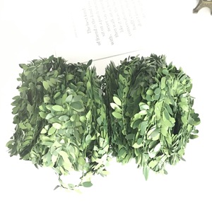 Guirlande de feuilles en PVC simulé de 7,5 m, guirlande de verdure pour Noël, mariage, décoration de la maison - Product Image 3