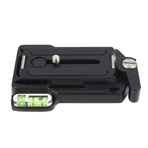 แผ่นยึดแบบปลดเร็ว KingJoy รุ่น QRA-635L ทำจากอลูมิเนียมอัลลอย พร้อมระดับน้ำ สำหรับขาตั้งกล้องดิจิตอล - Product Image 1