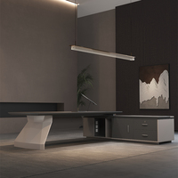 Set Scrivania e Sedia da Ufficio Direzionale Moderno, Arredamento Completo di Lusso per Ufficio, Scrivania Direzionale a L per AD e Manager dal Design Moderno