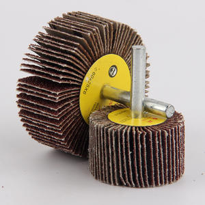 Cabezal Abrasivo Cilíndrico con Impulsor y Rueda de Láminas Montado en Eje para Tareas de Pulido - Product Image 3