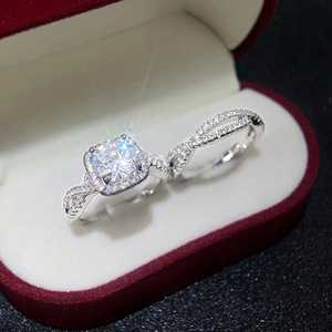 Set di Anelli Intrecciati con Zirconi Scintillanti per Donne, Gioielli Eleganti da Impilare - Product Image 3