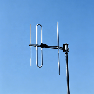 เสาอากาศทีวีภายนอกแบบ VHF รุ่น YV3 136-174MHz 3 องค์ประกอบ สีเงิน สำหรับเครื่องรับส่งสัญญาณวิทยุสมัครเล่น VHF แบบ Yagi สีเงิน - Product Image 1