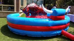 Taureau mécanique gonflable électrique pour parc d'attractions, machine de rodéo sauvage pour usage commercial - Product Image 4