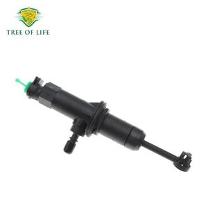 Cylindre maître d'embrayage Tree Of Life 7700431845 pour Renault Clio II Kangoo Scenic I, pièce de rechange - Product Image 1