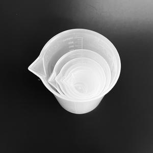 थोक कस्टम विभिन्न आकार प्रयोगशाला बीकर मापने वाले कप प्लास्टिक बीकर - Product Image 4