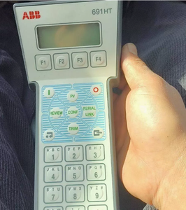 Positionneur ABB 691HT HART d'origine / Boîtier en aluminium / Calibrage automatique en une seule touche / Convient pour les applications pétrochimiques dangereuses - Product Image 6