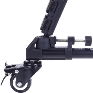 ขาตั้งกล้องแบบพับได้ Yun Teng Heavy Duty พร้อมล้อ 3 ล้อ อุปกรณ์ถ่ายภาพแท้จากโรงงาน ขาตั้งกล้องแบบมีล้อเลื่อน Yunteng VCT-9 - Product Image 4