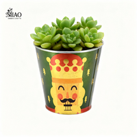 Cubo de Acero Galvanizado con Diseño Navideño Europeo de Dibujos Animados, Decoración Ecológica, Duradera y Verde para Interiores, Exteriores, Pisos y Jardines