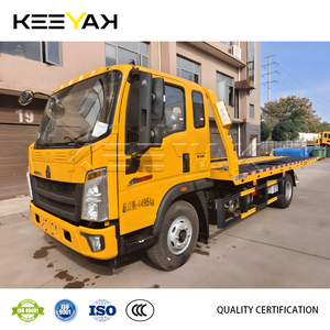 Camion de remorquage à plateau Howo 180 CV avec élévateur, dépanneuse, plateau plat de 5 mm, treuil hydraulique de 6 tonnes, prix abordable à vendre - Product Image 2