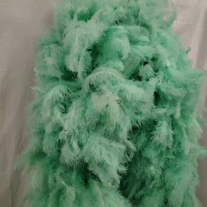 Boa en Plumes d'Autruche Épaisses et Moelleuses de Haute Qualité de 3,5 Mètres, Vente en Gros Directe d'Usine Chinoise, Idéal pour les Décorations de Spectacles de Carnaval - Product Image 6
