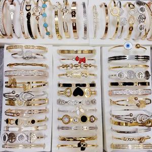 Grosir Set gelang baja tahan karat berlapis emas 18K gelang mode tahan air untuk wanita dengan kotak hadiah - Product Image 5