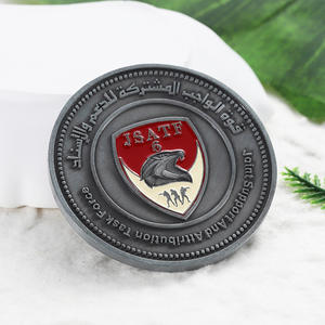 Pièces de monnaie personnalisées OEM en alliage métallique argenté antique, émaillées, avec motif d'aigle et de drapeau, pour collection, souvenir, cadeau ou décoration de bureau - Product Image 4