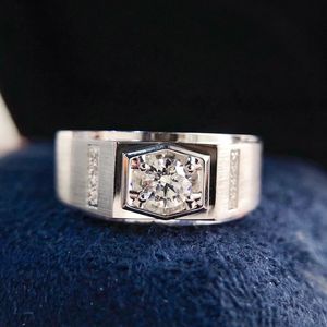 แบรนด์เครื่องประดับหรู Xinfly แหวนเพชรทรงบริลเลียนต์ 0.3 กะรัต ทองคำขาว 18k ออกแบบตามสั่ง ได้รับการรับรองจาก GIA สำหรับผู้ชาย - Product Image 1