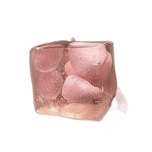 Le best-seller transfrontalier de PLAYGORO : Grandes boules de glace carrées rafraîchissantes à la fraise, compressibles, en matériau TPR, pour les jeunes - Product Image 5