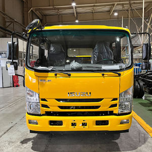 Camion benne ISUZU ELF de taille moyenne, économique et fiable, avec écran tactile et réservoir de carburant de 100 L pour une manutention de marchandises efficace - Product Image 2