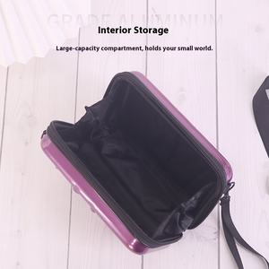 <span class=keywords><strong>Estuche</strong></span> de <span class=keywords><strong>maquillaje</strong></span> de viaje de mano impermeable de gran capacidad Stock para <span class=keywords><strong>Amazon</strong></span> New Stock Cierre de cremallera Caja de almacenamiento de cosméticos de dibujos animados - Product Image 3