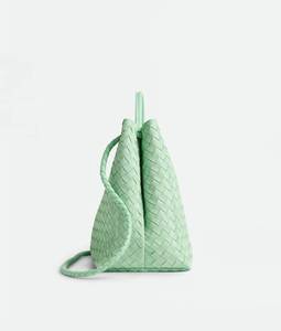 Reloj Mecánico de Lujo para Hombre Bottega BV, Correa de Cuero Genuino, Diseño de Rejilla de Diamantes, Excelente Resistencia al Agua, Multifuncional, con Asa Superior - Product Image 4