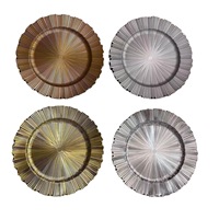Vente en gros de décoration de table de mariage de style luxueux Assiettes de fond dorées en forme de vague Tapis de présentation