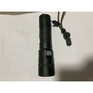 Lampe torche rechargeable XHP70 COB 5000mAh LED avec lumière rouge, zoom et fonction tactique - Product Image 5
