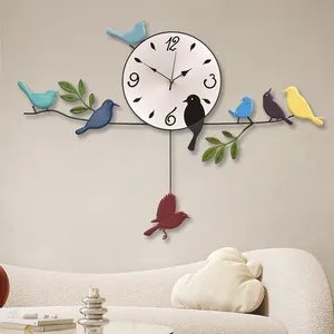 Latest Design Luxury Big Dial Iron Wall Clock Fancy Round Hanging Metal Digital 3d Bird Wall Clocks for Home Decor Hotels room