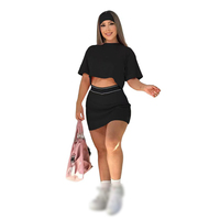 Ensemble de sport 2 pièces pour femme avec logo personnalisé : haut court à manches courtes et short de sécurité intégré, extensible, tenue décontractée pour le yoga