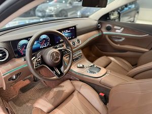 <span class=keywords><strong>Mercedes</strong></span>-<span class=keywords><strong>Benz</strong></span> E300L Fashion Edition 2022 Usado, 40000 KM, Sin Accidentes, Sedán de Lujo - Product Image 5