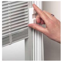 Persische Jalousien Fensterläden Fensterbeschattung Dachglas Elektrisch Schaltbare Motorisierte Elektromotorische Trennvorrichtung