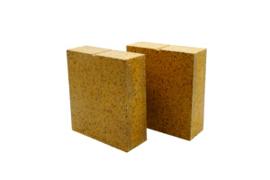 Mattone spinello di allumina di Magnesia resistente 1700 ad alta densità °C per forno rotante in cemento servizio di trattamento termico basso incluso - Product Image 4