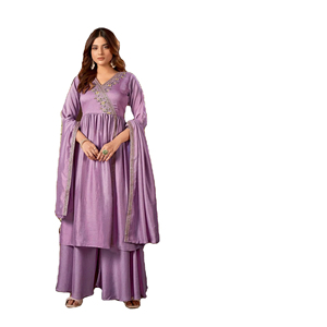 Salwar Kameez para Mujer de Dhwaja Export con Bordado Intenso en Chinon, para Fiestas/Bodas, Corte Regular - Product Image 1