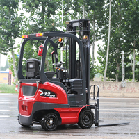 Fabricant professionnel de chariots élévateurs électriques en Chine, capacité de 1,2 tonne, 1,5 tonne, 3 tonnes, 3,5 tonnes, 4 tonnes, chariots élévateurs électriques portables