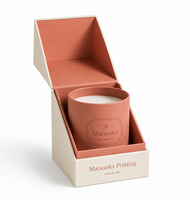 Boîte cadeau OEM pour bougies, en carton premium avec motif gaufré et insert en mousse découpée pour bougies parfumées (vente au détail)