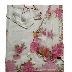 Conjunto de Saree de Red con Bordado Floral y Blusa de Lentejuelas, Estilo Georgette, Vestido para Mujer para Fiesta o Boda - Product Image 3