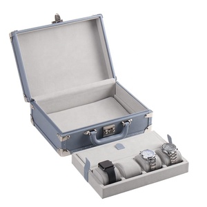 Boîtes de valises de <span class=keywords><strong>montres</strong></span> de luxe <span class=keywords><strong>pour</strong></span> <span class=keywords><strong>hommes</strong></span> Boîte de montre 4 emplacements étanche en cuir PU avec logo personnalisé plateau de rangement - Product Image 1