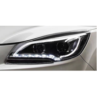 Accessoires d'éclairage automobile pour Ford KUGA 2013-2016 Lampe de voiture modifiée Hela à cinq lentilles à l'exclusion du ballast de lampe au xénon Mise à niveau des phares