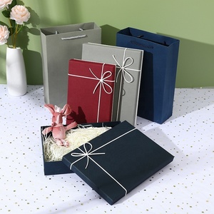 Boîte-cadeau imprimée de revêtement UV et de vernis pour l'emballage de <span class=keywords><strong>sous</strong></span>-vêtement <span class=keywords><strong>thermique</strong></span> de chemise d'écharpe pour le parfum - Product Image 3